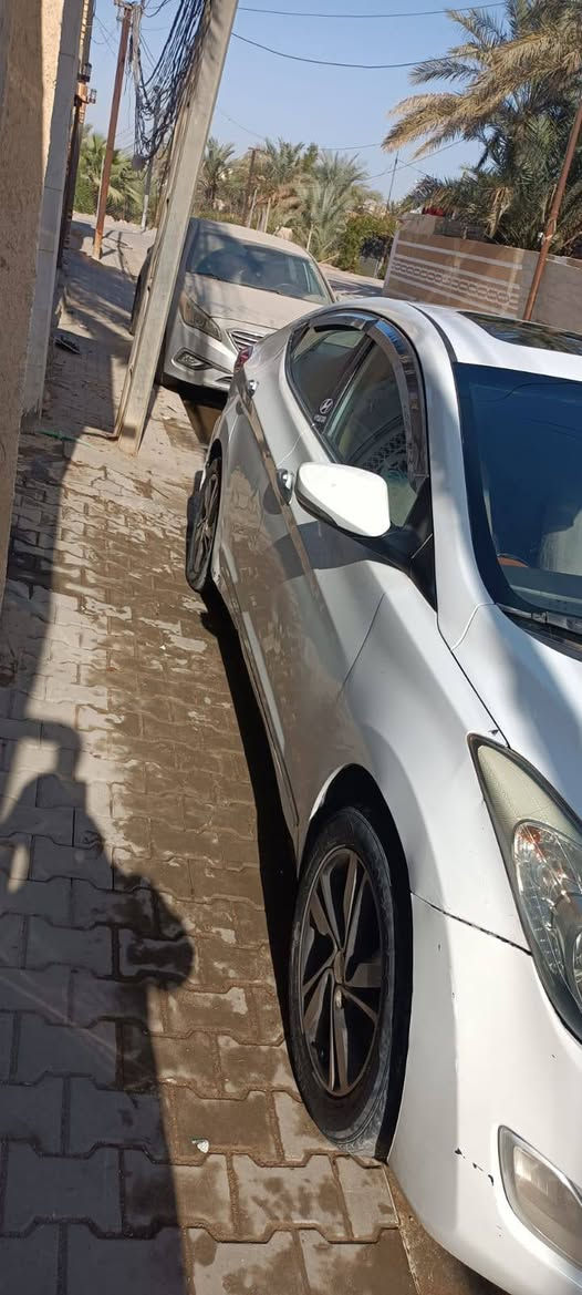 النترا موديل 2012 فول رقم اربيل شرط تحويل سونار موحود
السعر 98اوبيه مجال مكاني نجف ***********
