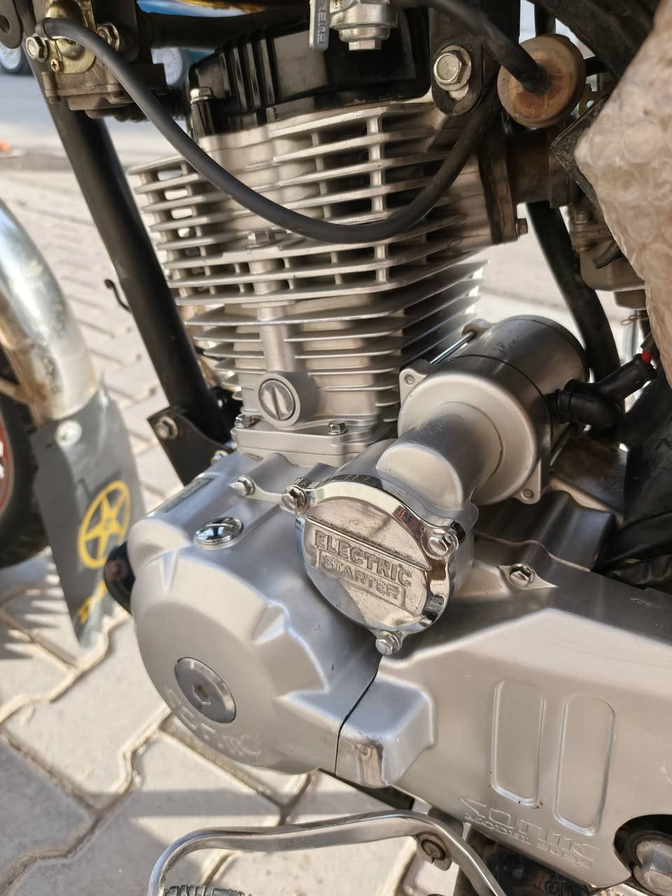 السلام عليكم دراجه سيفان 2024محرك 200للبيع بيه نقوصات بصيطه للستفسار ***********
