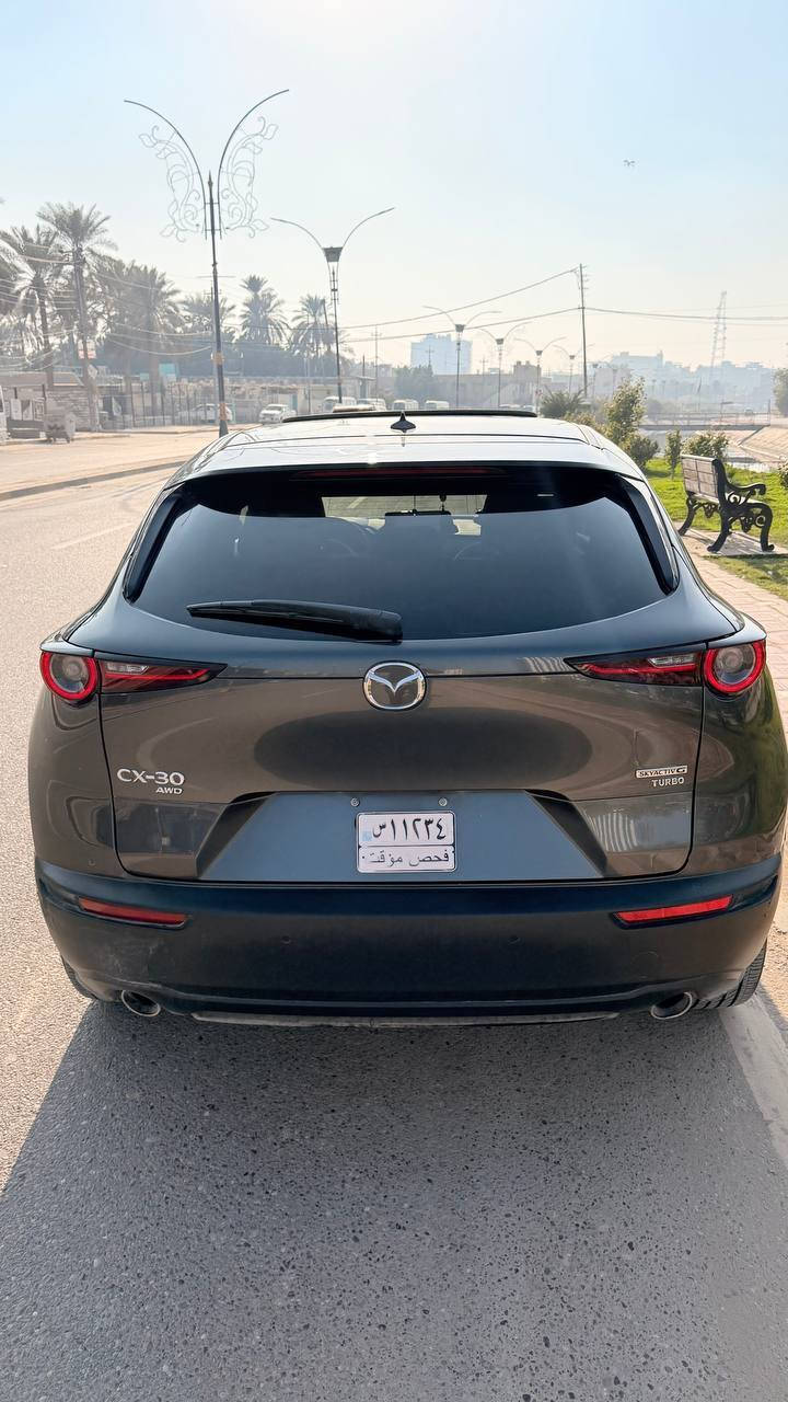 سلام عليكم
للبيع  
_____________________
مازدا cx-30
موديل :2024
الفئه: بريميوم بلس اعلى فئه
وارد: كندي
حجم محرك :2.5 تيربو
السيارة ماشيه : 5 الف كيلو 
حادث: طخطخات بسبب الثلوج تبديل باب وجاماغ
الصبغ: علا كد مكان الضرر+ تصيلح وصبغ درجه اولى
لون السيارة : لون رمادي مميز 
مكان السيارة: كربلاء المقدسة
صور الحادث: مرفقه بل المنشور 
__________________
 المواصفات : 1\1 ،  / بصمة تشغيل + أبواب +صندوك /مثبت سرعة + رادار أمامي  جانبي وخلفي+ توقف ذاتي / رادار جانبي نقطة عمياء / رادار تحديد مسار و رادار تفاعلي  / رادار خلفي +  + توقف ذاتي / حساسات 360 درجه/ كامرة 360 درجه / داتو شو / فتحه سقف/ شاشة لمس  كبيرة / /فول تحكم ستيرن / تبريد بيانو  / نظام اقتصادي + نظام سبورت+ نورمال / اوتو هولد و بريك بصمة / نضام تدفئه كشنات/
السعر : 165 
للتواصل : ***********
للتوضيح: السياره حره بأسمي بدون رقم
