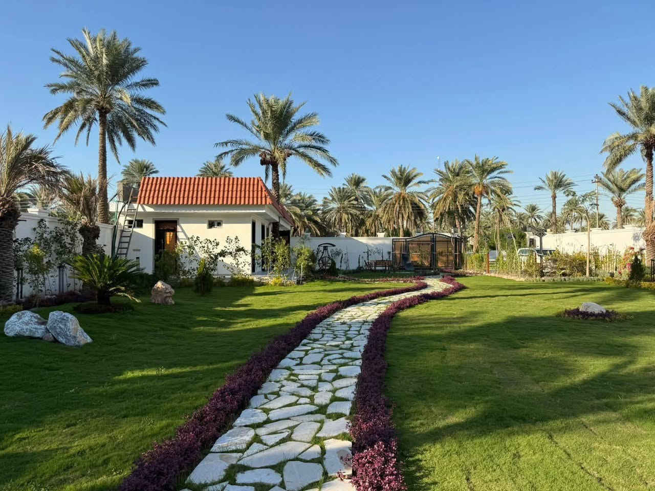 سلام عليكم يتوفر حجوزات  متوفر منتجع مزرعة الدورة البوعيثة 
مسبح داخلي و خارجي حار وبارد 🏊 
العنوان الدوره البوعيثة بغداد
نستقبل الجميع مناسبات 🌿 
 استفسار رقم *********** 📞
يوجد واتساب ☎️
#مزارع_للايجار #اليومي #الدورة #البوعيثة #بغداد
#تتوفر #حجوزات
