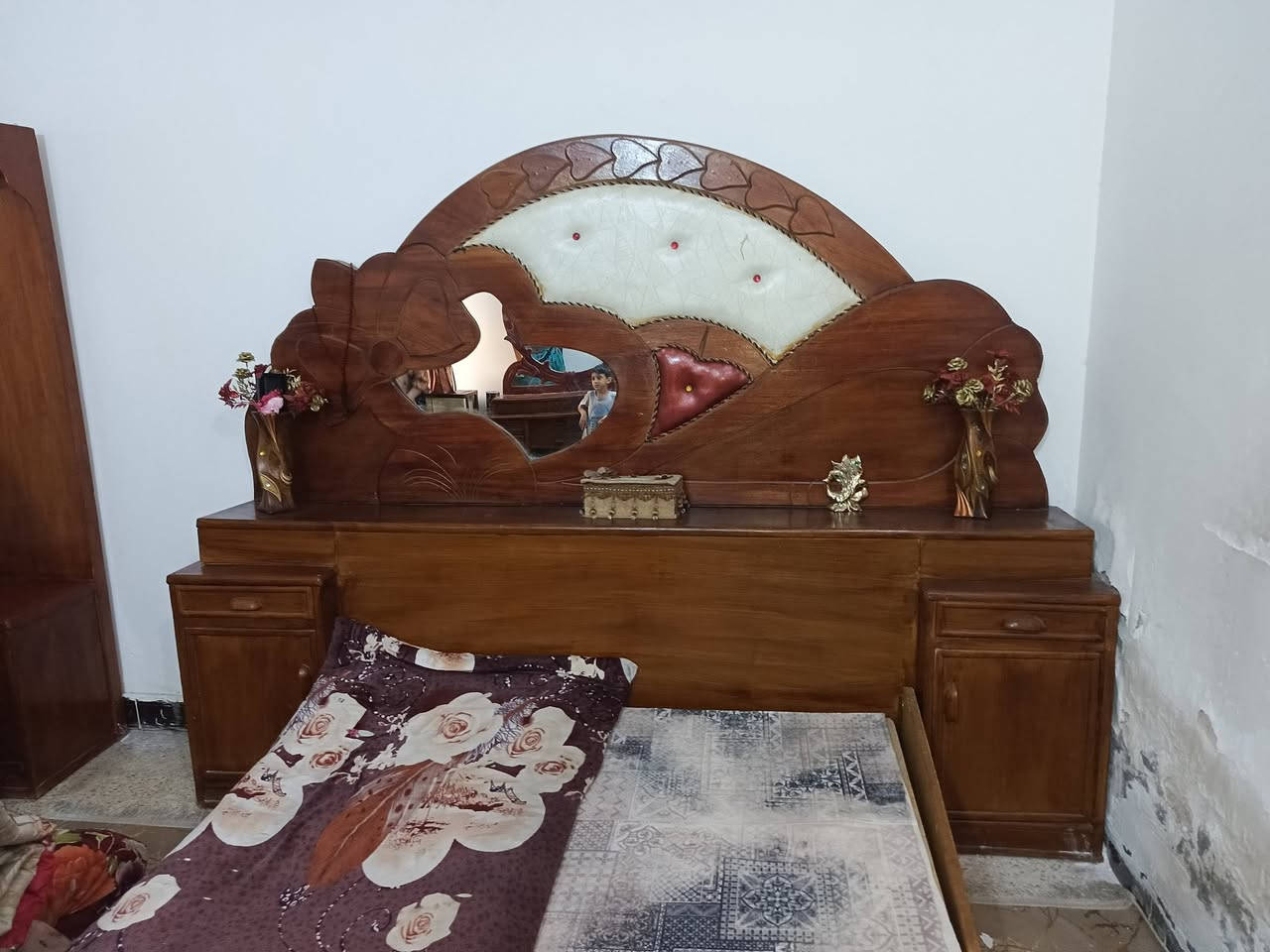 اغراض للبيع مبردة ب50
الطباخ ب60
السبلت ب400
غرفة الخشب ب150


**إذا كنت صاحب هذا الإعلان وتريد حذفه لأي سبب، رجاءا أرسل رسالة إلى الدعم الفني**