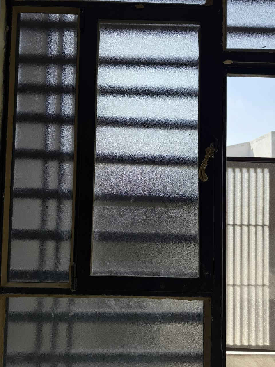 باب حديد للبيع ٢٢٠ في ٩٠
وفرده شباك


**إذا كنت صاحب هذا الإعلان وتريد حذفه لأي سبب، رجاءا أرسل رسالة إلى الدعم الفني**