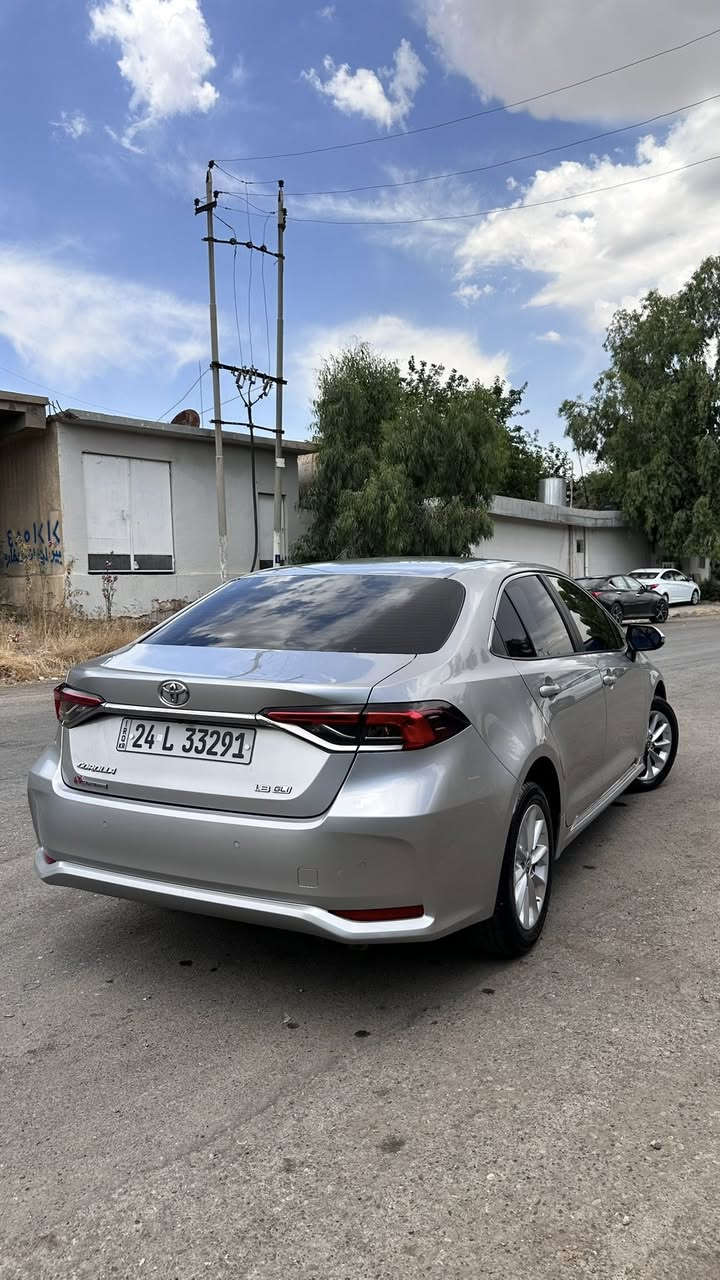 السلام عليكم
تويوتا كورلا 2022 خليجي 
شركه ساز SAS 
سياره كفاله عامه
سعر بلاششش  165$🔥💣
فول مواصفات للاخير 1/1
فتحة سقف
حجم المكينة : 1800 بنزين فقط
بصمة تشغيل 
دخول ذكي 
تبريد قطعتين 
شاحن لاسلكي وايرلس 
تحكم ستيرن 
مثبت سرعة 
شاشة 
كاميرا خلفي
جنح خلفي بلادي 
حساس امامي خلفي 
كفاله عامه من كلشي
السياره ماشيه(63)الف 
سياره رقم دهوك  تريد تعويل + وكاله شرط
مكان سياره اربيل
واتساب +كورك***********☎️
