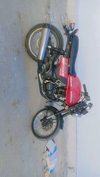 دايوان لاتيي • موديل 20 • أوراق أصولية