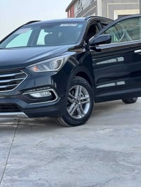 مكلف بل النشر  سنتافيا امريكي  موديل 2017 ماشيه 80  محرك 4 بوند الجامل...