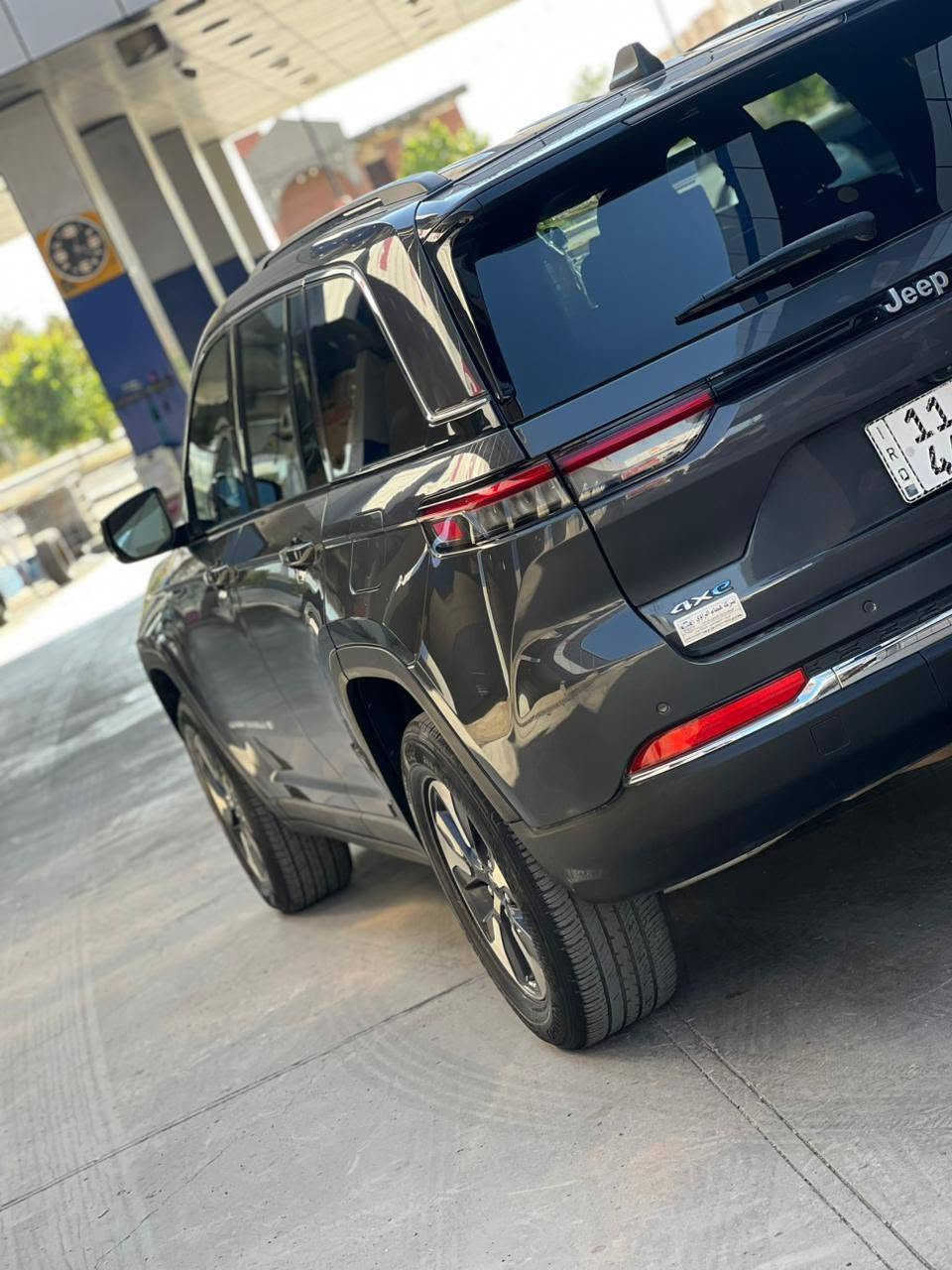 للبيع مستعجل رقم بغداد تحويل ثاني يوم 330$ كلين صور حادث وسونار مرفقات ويه المنشور ***********

