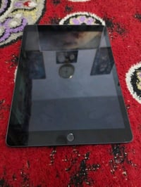 ايباد ٩ ٦٤ • بطارية ٩٢ • مقفل ايكلاود