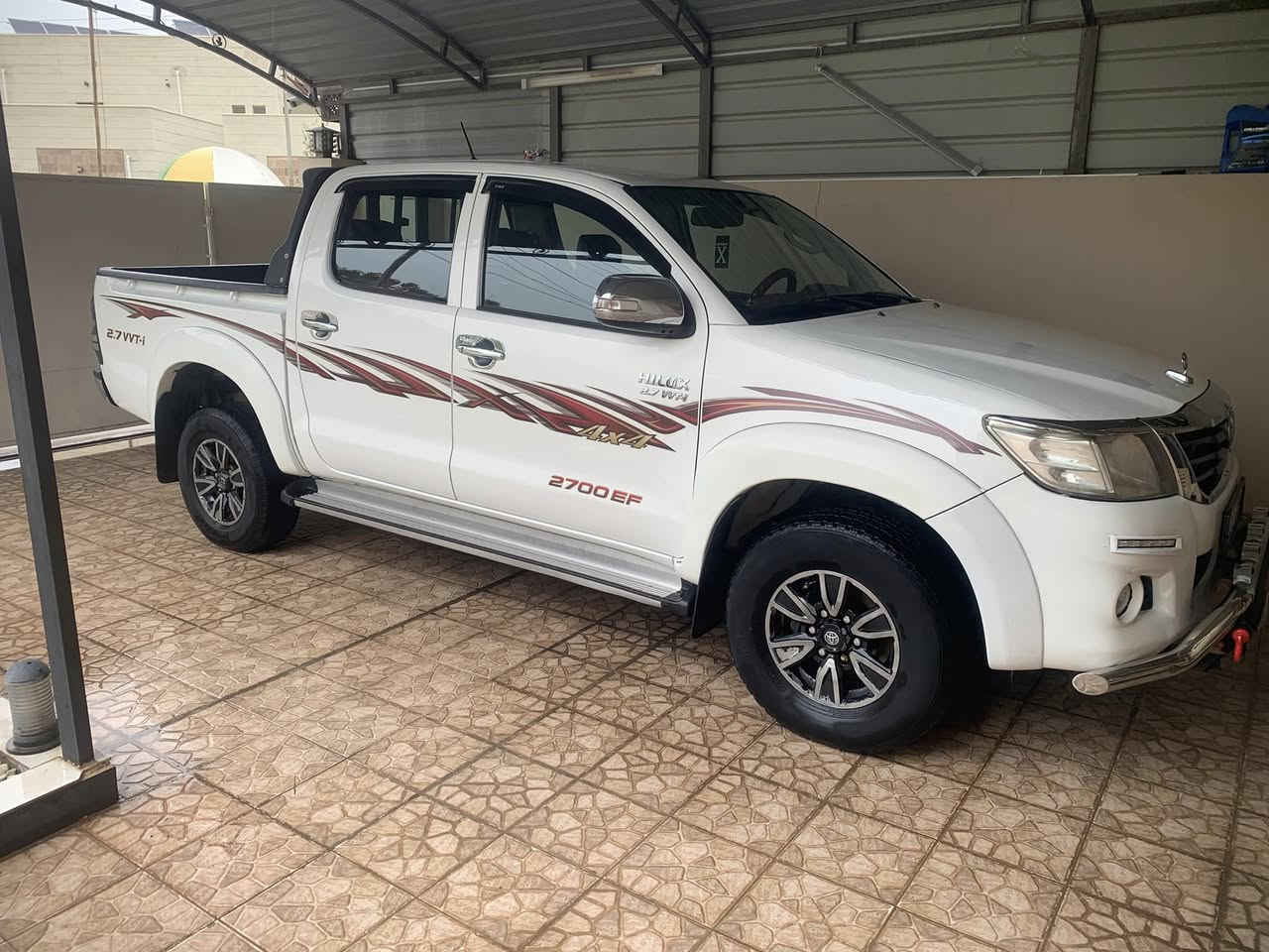 بيع او مراوس 
تويوتا هايلوكس موديل 2013 
رقم اربيل دولي
كير عادي 
فور ويل 
محرك مامفتوح  
كفالة 
بيها صبغ شبرين يم البك لايت وشبر بارد جاملغ امامي فقط
سيارة جديدة وجاهزة
مكان السيارة  تكريت

للاستفسار  ***********
