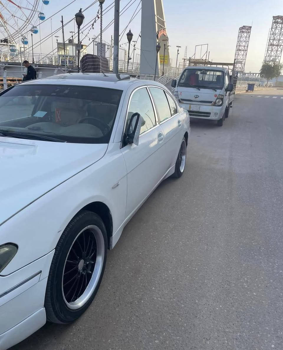 سلام عليكم بي ام باخره موديل 2011 مكينه كير كفاله دواخل فول موصفات فتحه بصمه كير لمس سياره كفاله كص وضربه قويه بيها دحجه باب وجاملغ شي بسيط كلش متومه فقط ارقام بدون سنويه سياره شرط ترايك 200 مو شراي لا تعبني المراوس حسب قناعه وبيع ب 55 مكاني بصره ‏‪***********
