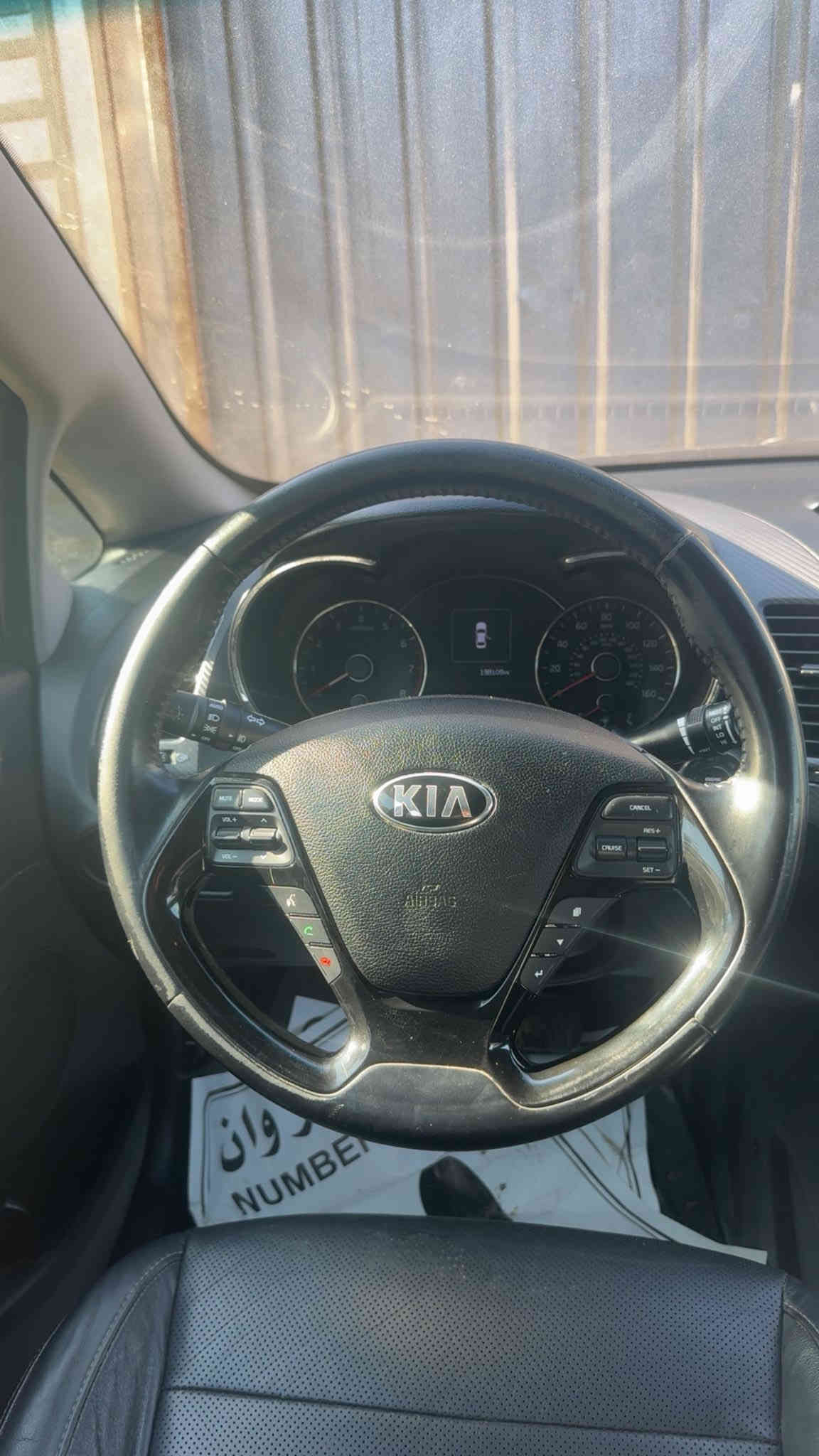 فورتي 2017 
محرك2000 دوش
-اقرأ الملاحضة-
رقم بغداد وارد امريكي
فول مواصفات عدى فتحة سقف 
تحكم ستيرن 
تدفئة كشنات
بصمه ابواب
فتح صندوگ عن بعد
قطعتين تبريد
اشاير مري
مانع انزلاق
كاميرا خلفيه
شاشة كار بلي
مري شفط
مثبت سرعه
3 انضمه قياده 
⭕️ملاحضه السياره مجفته فقط كازكيت 
تجي وتشوفها 
مصبوغه حزام ومبدله باب سونارها موجود
السعر 95 وبيها مجال بسيط 
مكان السياره بغداد الاتصال ***********
