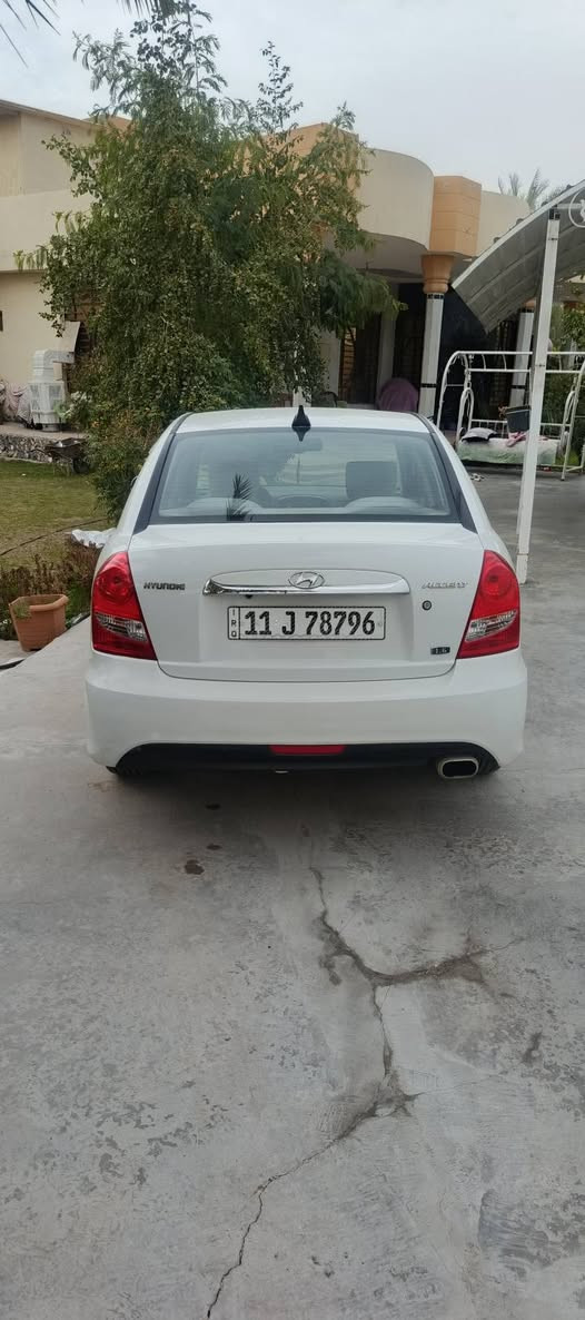 هيونداي اكسنت  سبورت 2011 خليجيه فول نضافه محرك 1600قبق اسود دبل قطره مكفول كير اوتو مكفول تبريد تدفئه شغال شرط فحص سنويه وارقام انكليزي جديد باسمي سنويه تحويل ثاني يوم قبل اسبوع دخلت ادامه كامله صدر تايرات تخم جديد بريكات دسكات مي زيتي تنضيف مكينه داخل خارج السياره بيها قطعه وحده فقط بنيد تبدل اثر تخريب الباقي كفاله   مكان السياره بغداد ابوغريب السعر 98 ورقه للاتصال ***********واتساب
