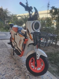 دراجه شحن X900 جديده جدآ استخدام قليل. بطاريات كبار دبل عدد 5.  تشغيل ...