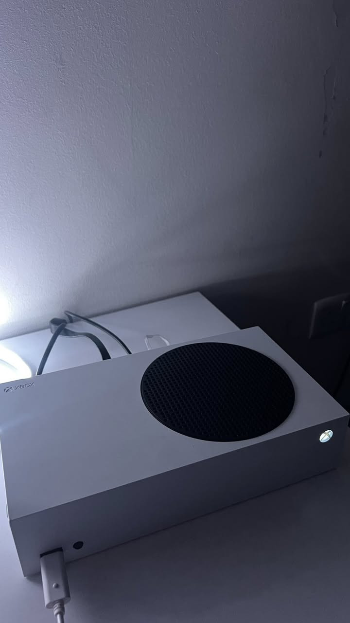 اكس بوكس سيريس اس للبيع مستخدم فتره قليله جهاز بعده جديد مكاني بغداد سعره 310 الف تحب تستفسر تشتري تفضل واتساب ***********
