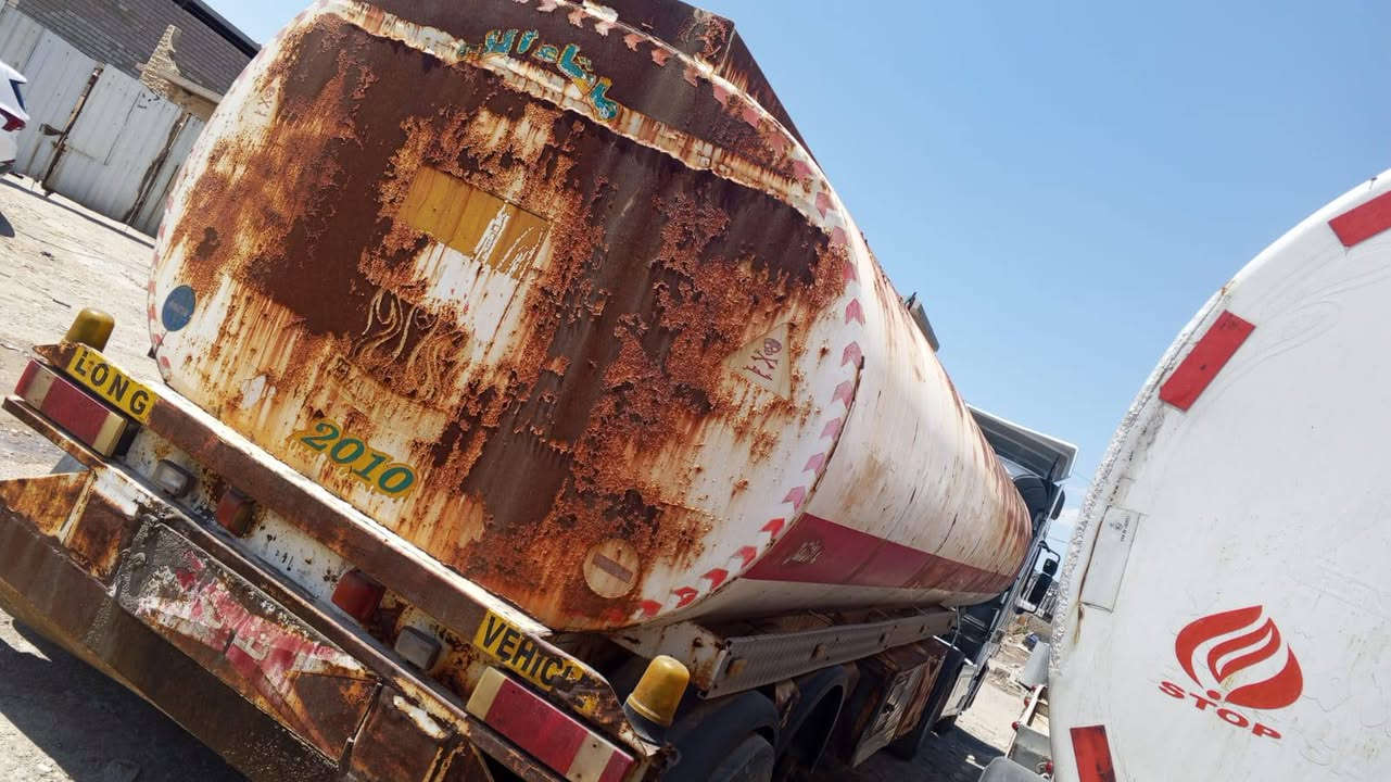 للبيع تنكر حداد غسان
تك تاير، يسير دبل تاير، 11
سعر، 55
عنوان اربيل اسكي كلك
***********===واتساب

***********
