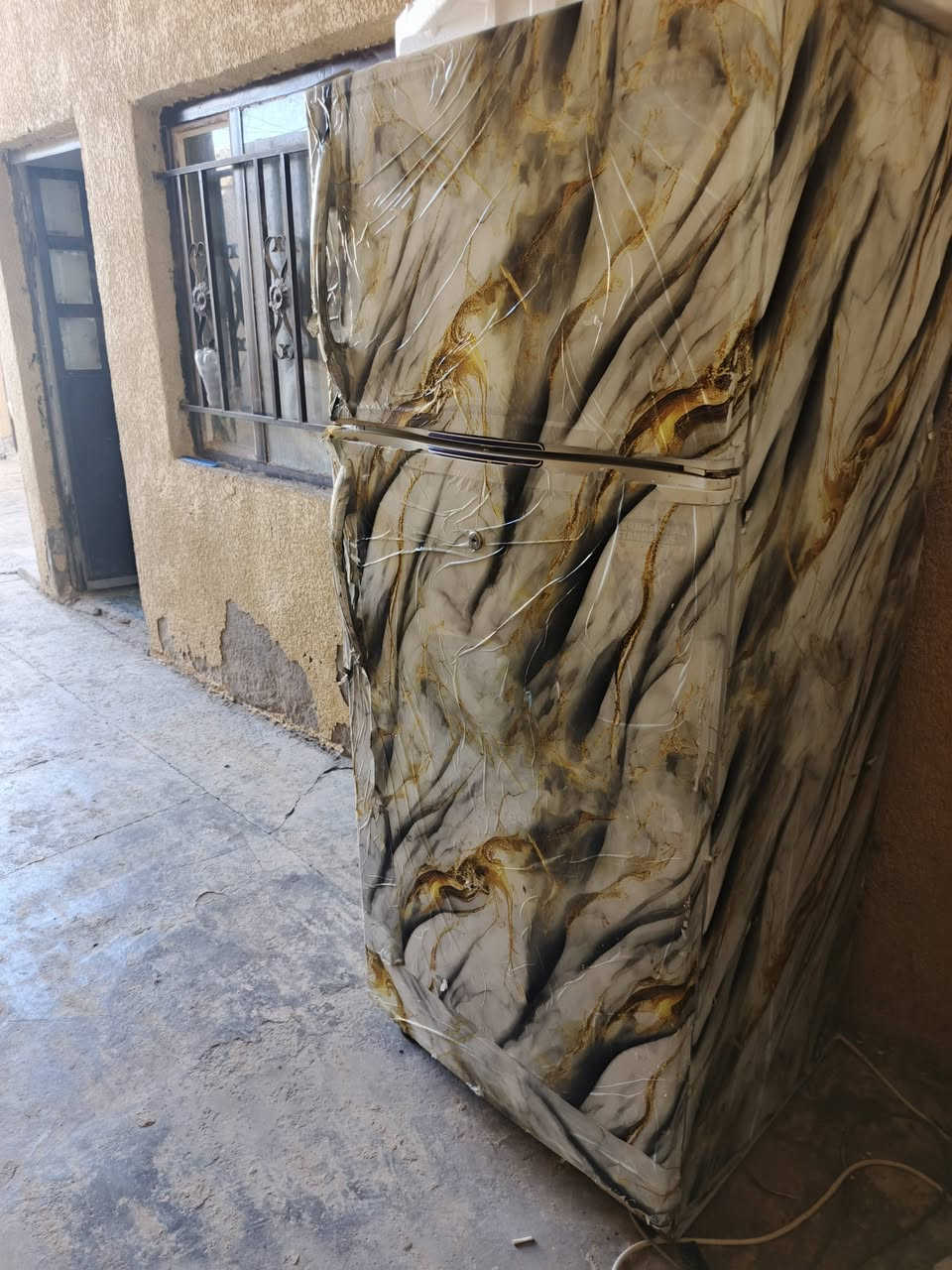 سلام عليكم ثلاجه لببع عوزه بس غاز حجم جبير السعر 50وبياه مجال مكاني زين القوس ***********
