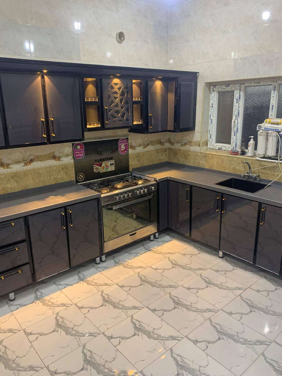 معرض الاخوين 
تنفيذ مطبخ المنيوم في قرية الفياضية

مقطع سعودي اصلي 

بليت واحد ملم حقيقي 

ابواب مبطنه بالبليت 

نرماده ثقيله

سكة مجر هايدروليك

جودة عالية وأسعار مناسبة 

نعمل بنظام النقد والاقساط لجميع موظفي الدولة العنوان الانبار القائم مقابل مركز الشباب هاتف ***********
