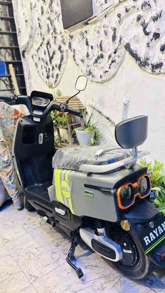 سلام عليكم ورحمه الله وبركاته دراجه شحن شركه الريان دراجه بوضعيه الزيرو استخدام اقل من شهر وصل موجود 

١- بطاريات 6
٢-نظام بارك 
٣-مثبت سرعه 
٤-اشاير يمنه يسره 
٥-لايت عالي ناصي 
٦-سرع 3 
٧- بلشحن قطار فول ❤️‍🔥🛵
٨-دراجه خير من الله 
٩- سويجات عدد 2 + بصمات عدد 2 
١٠- السرعه 50حقيقي
العنوان موصل 😻
سعر 875 درجه زيرو مماشي بس 70 كيلو 
التوصل وتساب أو خاص ***********
@الجميع***********
