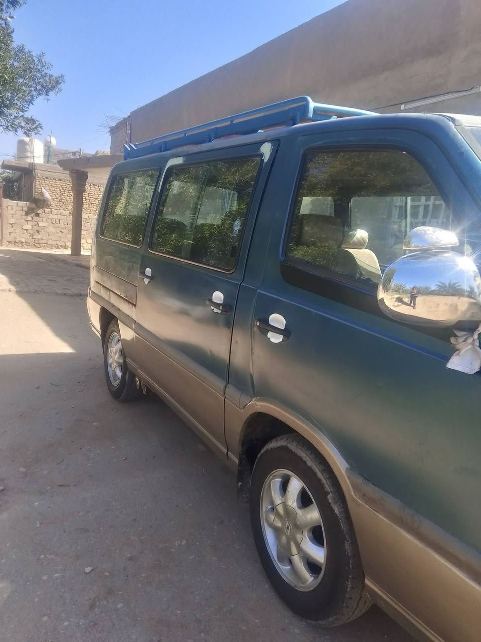 سلام عليكم سياره ستانا موديل 96 سنويا لل 2027 سياره جاهزه بلاديه مكفوله كاعيه كشنات براكيتات جسور كله جديد السعر 68 وبيها مجال العنوان كربلاء طوريج منطقة زغيب ***********
