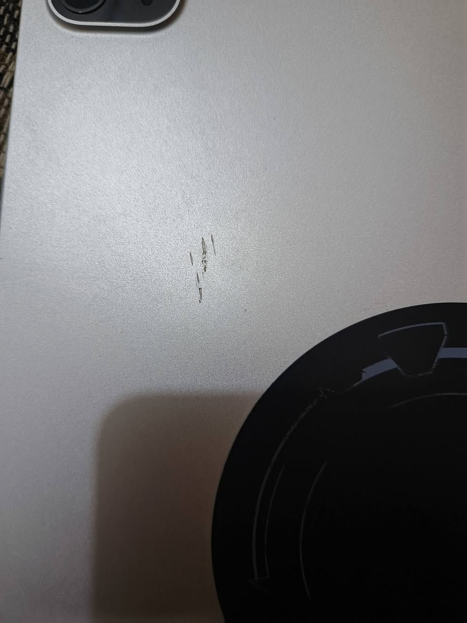 ايباد 11 m2 قبل شهرين بطاريته 100 هسه ماعرف بي هاي صده صغيره مماثره عليه مكاني ذي قار ***********
