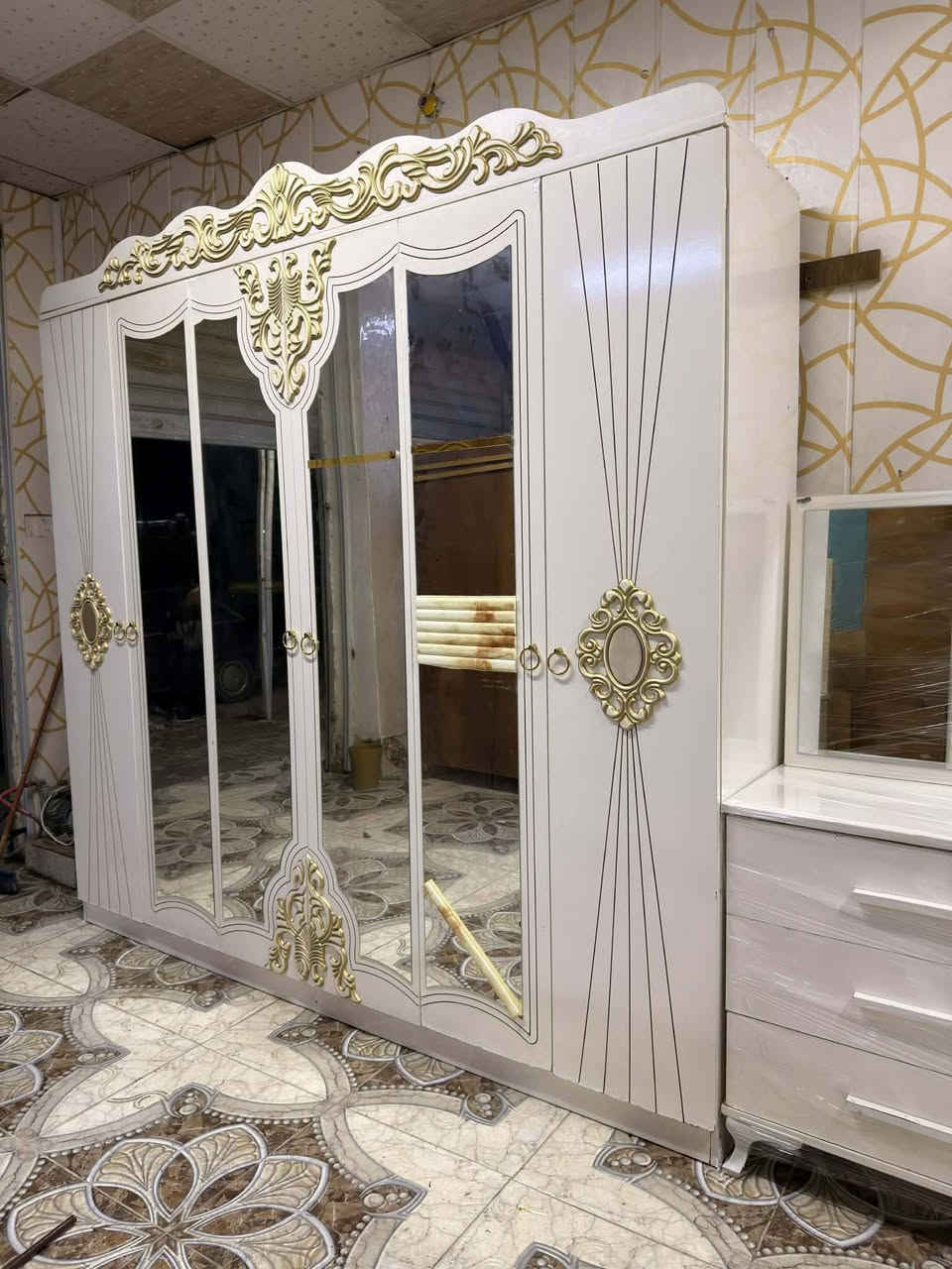 غرفة النوم نضيف مابي عيب للبيع مستعجل شراي راسلني خاص


**إذا كنت صاحب هذا الإعلان وتريد حذفه لأي سبب، رجاءا أرسل رسالة إلى الدعم الفني**