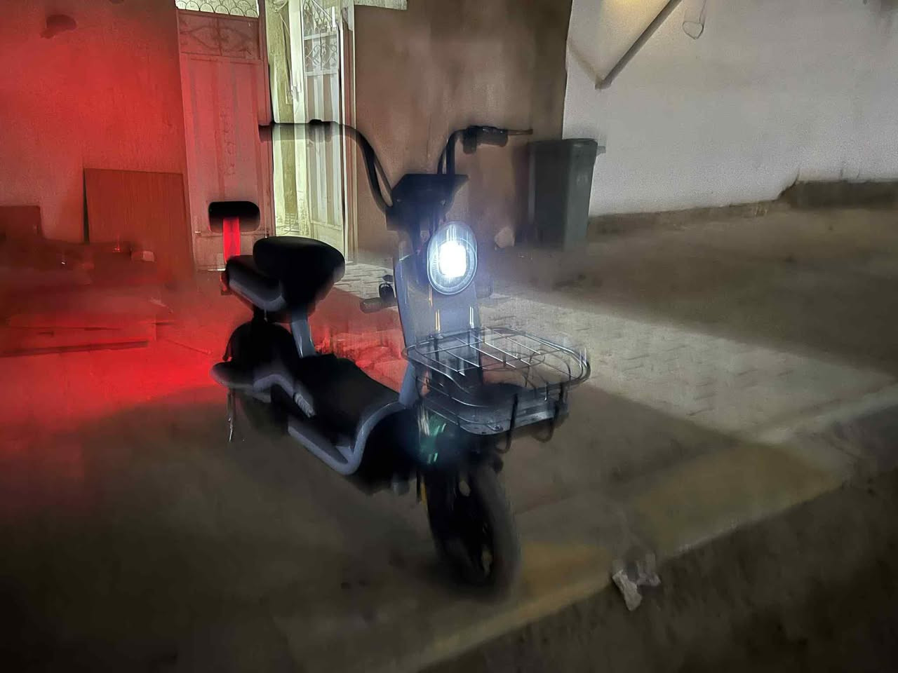 للبيع بيش ايفيدك بس لا تكسر بالسعر
@


**إذا كنت صاحب هذا الإعلان وتريد حذفه لأي سبب، رجاءا أرسل رسالة إلى الدعم الفني**