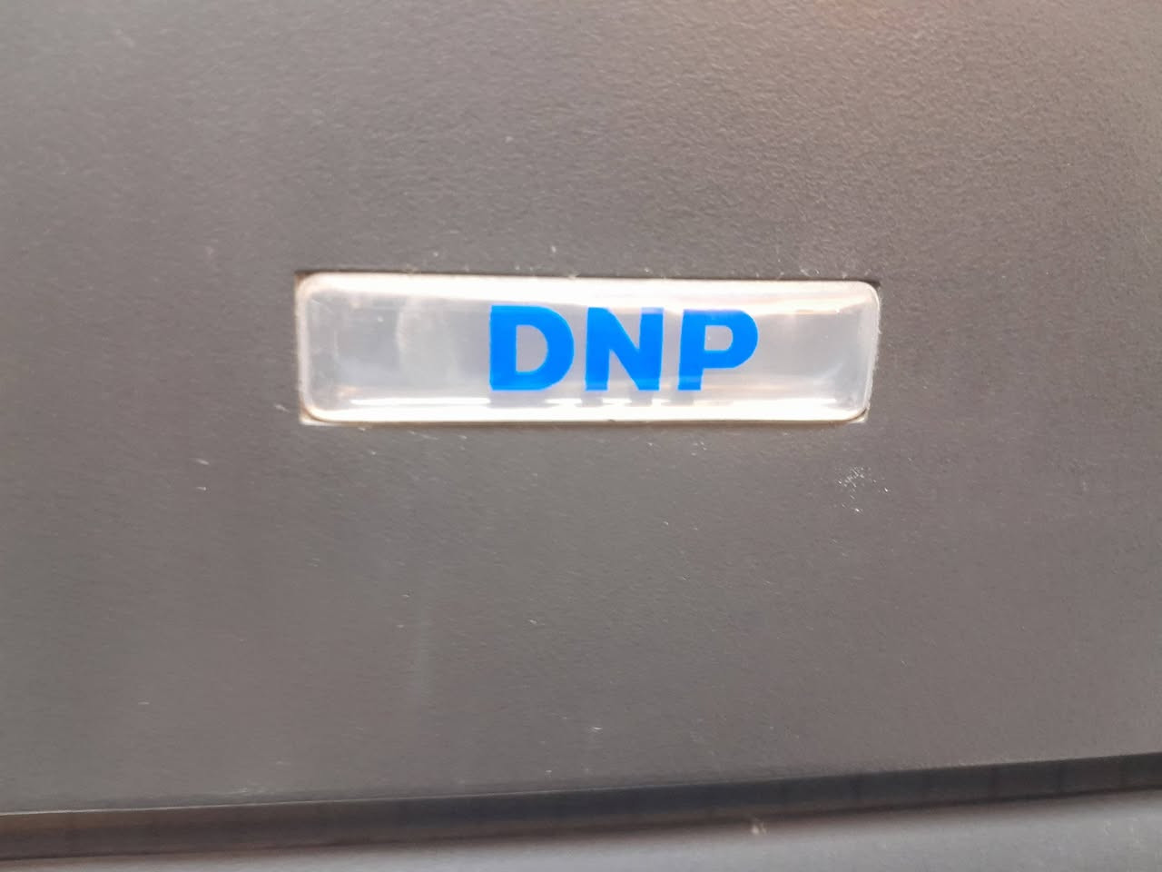 السلام عليكم ورحمة الله وبركاته
من رخصة الادمن 👑 احترامي
طابعه صور احترافيه DNP
ليزري لا باودر ولا طوز درجه اولى 👑
يطبع. قياسين. 4/6. حجم وسط يسمى جامبو
حجم 8/6.حجم نصف A4. يسمى الشبح 💯
دقة عاليه جدا جدا كما موضح في الصورة
السعر  350   الف دينار فقط للعلم هو سعر 500$ 💯
 كركوك حي العسكري مقابل مدرسه المجاهدين موبايل *********** 👑👉
