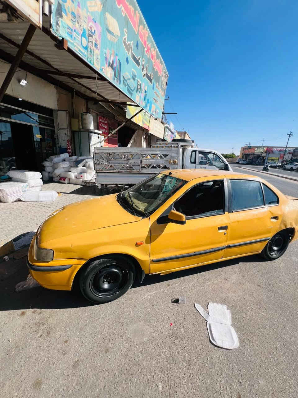 السلام عليكم ورحمة سمند مديل 11
مكينه جديده توني شاده  حداديه نص عمر كامله تبريد عايزه كمبريسر بس.. دواخل حلوه بس الگشر تعبان وعايزه شغل.. وبيهاا ضربه بل جاملغ محدده بل احمر 
اني ابيع هل موجود.. وسياره بسمي رقم نجف 
السعر...  اتصال وهذا رقمي  ***********

