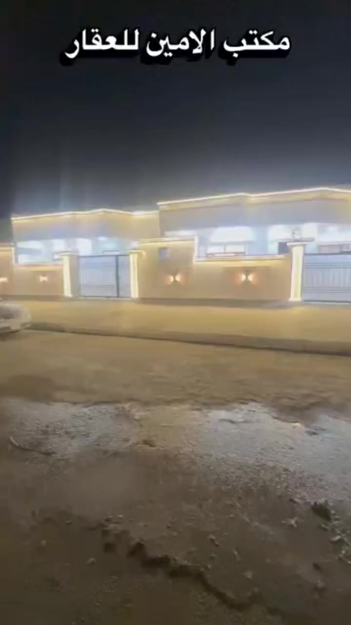 دور للبيع عداد3 تكريت مجمع جنت تكريت🔰 ✅
#المساحة كل الدار 200 متر واجه 10 نزال 20 1️⃣ ✔️ 

#التفاصيل الدار 2 غرف نوم وصاله ستقبال مطبخ حار #وبارد 3 مجموعات صحيات الدار سحب مغربي ملكي

#شغل درجه اولى جناي موقع مميز مدخل مجمع.🚗 

#الدار زيروو شارع الدار 15🚗 ✅ 🔰 

#اللاستفسار اتصال على رقم

📞 ☎️ ***********🚗☎️ 📞 

✅ 🔷 1️⃣ مكتب الامين للعقار على شارع 60 1️⃣ ✅
