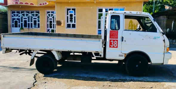 سلام عليكم عندي كية حمل للبيع رقم بغداد مميز موديل ١٩٩٥ سياره حلوه ونضيفه المكينة بيها تبخير الكير مكفول السعر 50$ وبيها مجال بسيط العنوان بغداد تقاطع النهروان للاستفسار الاتصال على الرقم  ***********
