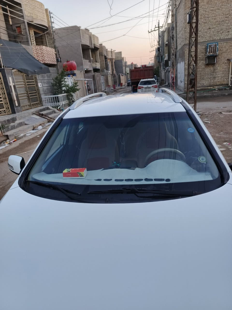 السلام عليكم/شباب سورنتو للبيع موديل ١٢خليجي مكفوله كفاله عامه رقمها سليمانية بسمي فول ماعدا بنورما ماشيه ١٤٦ مكينه ٢٤٠٠ دوش/ ٧ راكب/ شادلهة منظومة غاز /سعر ١٥٥ قابل للتفاوض/ مكان بغداد/***********
