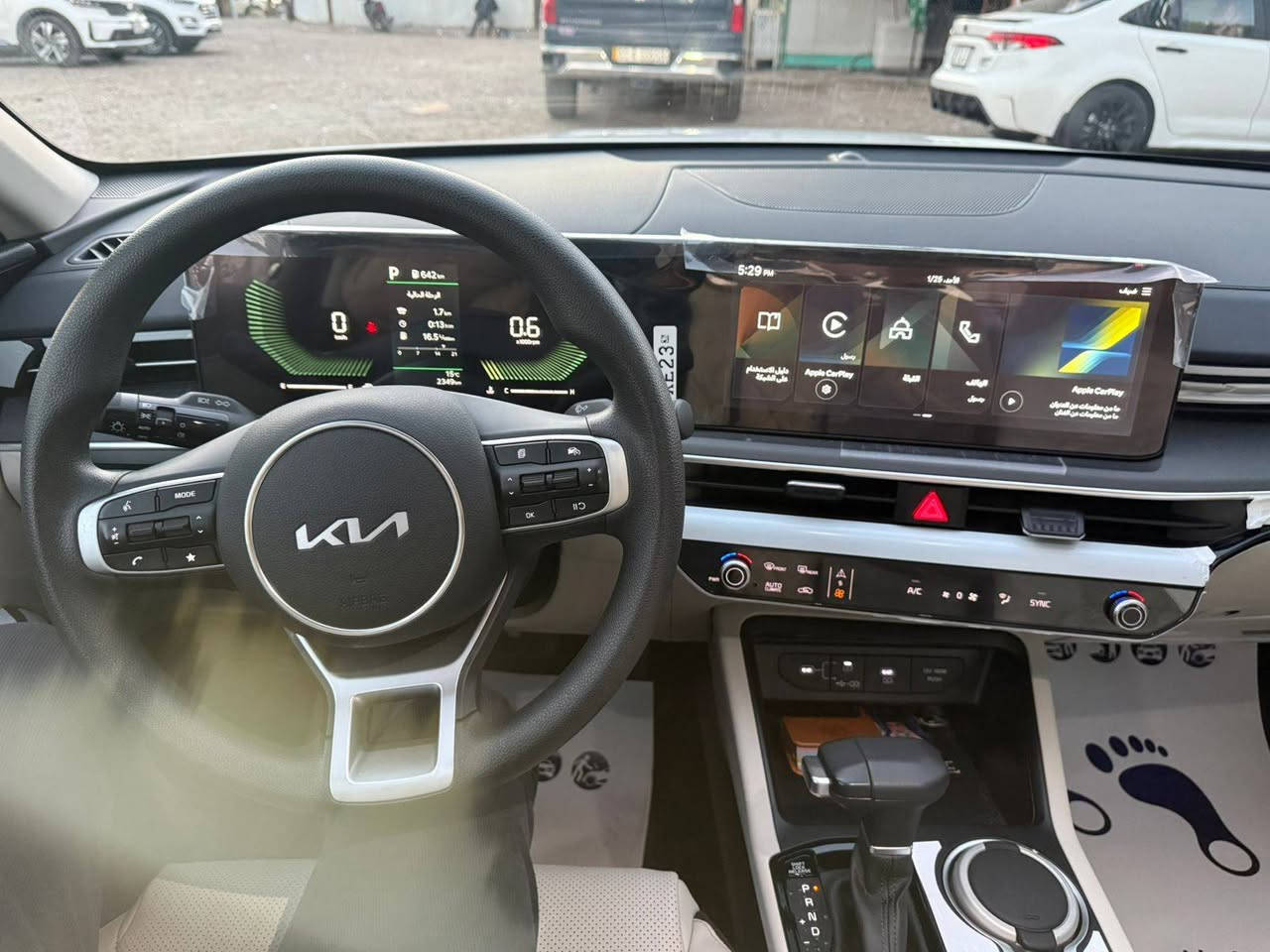 السلام عليكم 
كي فايف 2025 ضمان الشركه الدوليه امل ضمان تبديل دهن وكفاله كير ومكينه  سياره زيرو ماشيه 3 الاف على وضعيه الشركه فول مواصفات 1/1 سونار مرفق بل منشور كفاله من الصبغ والتبديل فقط بارد بسيط  السعر 220 وبيها مجال المكان بغداد  ***********
