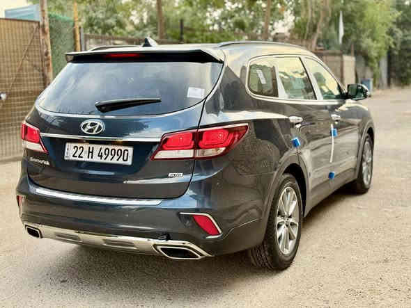 للبيع سنتافيا كراند وراد امريكي  موديل #2017 رقم اربیل الدولي الجديد ب اسمي تحويل ثاني يوم هزه جديده سنويه جديده السياره   بيها طخه فقط مقدمه الجاملغ  صبغ فقط باقي كفاله عامه شرط السونار  مواصفات نص فول  گير ومحرك مكفولات برغي ممفتوح بيهن مكينه 6 سلندر 7 راكب 3 ثلاث قطع تبريدًمركزي منفصل شاشه كبيره وكامره دواره فول تحكم ستيرن جهتين كروز مثبت السرعه مانع الانزلاق فور ويل AWD نضام منحدرات كشافات زينون لايتات زينون بك لأيد LED ويل كب كبير مود درايف ثلاثه انضمه قياده سبورت وسمارت وايكو اقتصاد البانزين كشن كهرباء  داخل لونين رصاصی واسود وبعد بيها مواصفات اكثر / مكان السيارة بغداد- الرصافه 
للاستفسار الاتصال على الرقم***********وبيه واتساب#السعر165وبي مجال
