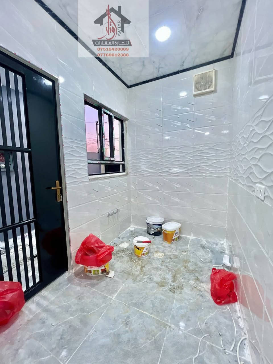 دار سكني للبيع طابق واحد 
في حي السماح الثانية بمدينة الموصل 

المساحة 100 متر ومقابل فرع وحديقة على شارع 15متر اتجهة قبلة بناء زيرو تسليم فوري 

سند طابو ملك صرف شرط التحويل 
***********
واتساب ***********
مكتب اوتار للعقار سايدين حي السماح الاركان مجاور صيدلية ركن المشاعل
