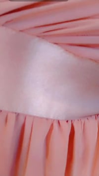 ملابس • توصيل