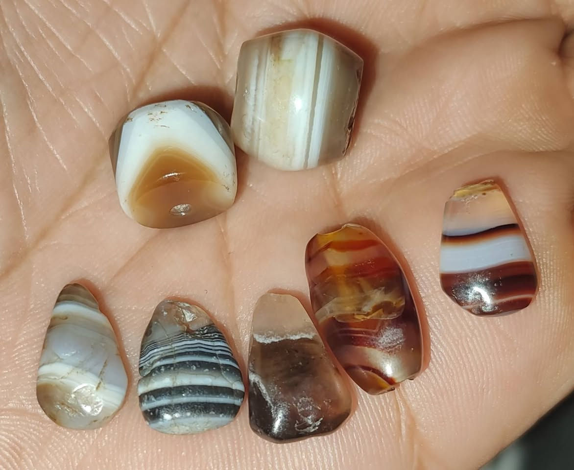 جزعات يمانيات قديمات للبيع شلع كلهن ٢١٠ ____-____--***********
