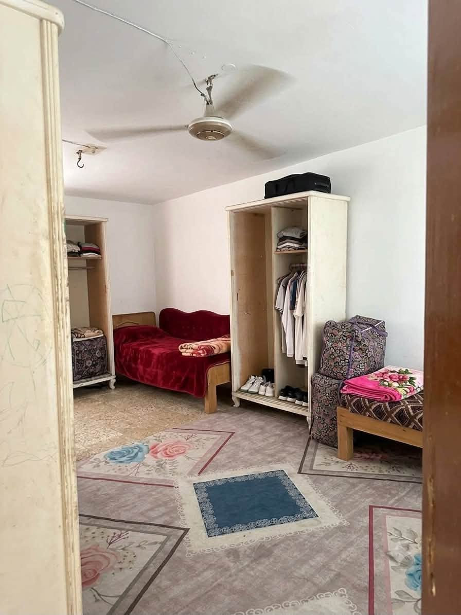 بيت للبيع – طابو صرف

▪️ المساحة: 120م
▪️ الموقع: حي ميسان – قطاع 23 – شارع عودة – قرب روضة البنفسج (بلفرع)
▪️ عرض الشارع: 8 متر
▪️ يحتوي على: غرفتين – صالة – مطبخ – استقبال – حديقة صغيرة

💰 مطلوب لمصرف الرافدين: 50 مليون
💰 المقدمة: 70 مليون
💰 والباقي المشتري يسدده للمصرف ٤٥٠ شهر

السعر الكلي: 120 مليون

للاستفسار مراسلة خاص.


**إذا كنت صاحب هذا الإعلان وتريد حذفه لأي سبب، رجاءا أرسل رسالة إلى الدعم الفني**