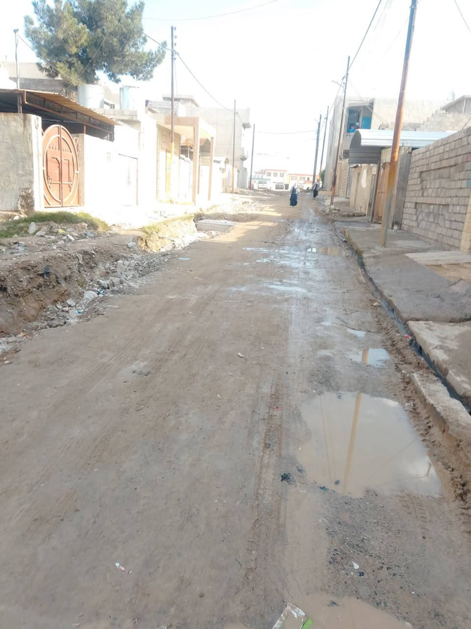 هياكل تؤام للبيع مساحه الواحد 110 أمتار حي الانتصار شارع 60 قرب مدرسه ناضم الطبفچلي سند ملك صرف طابو الزهور شرط التحويل يتكون كل هيكل من غرفتين نوم وهول واستقبال ومطبخ ومشتملات وبيتونه 

سعر الهيكَل الواحد 50 وبي مجال للتواصل والاستفسار الاتصال 

***********

***********
