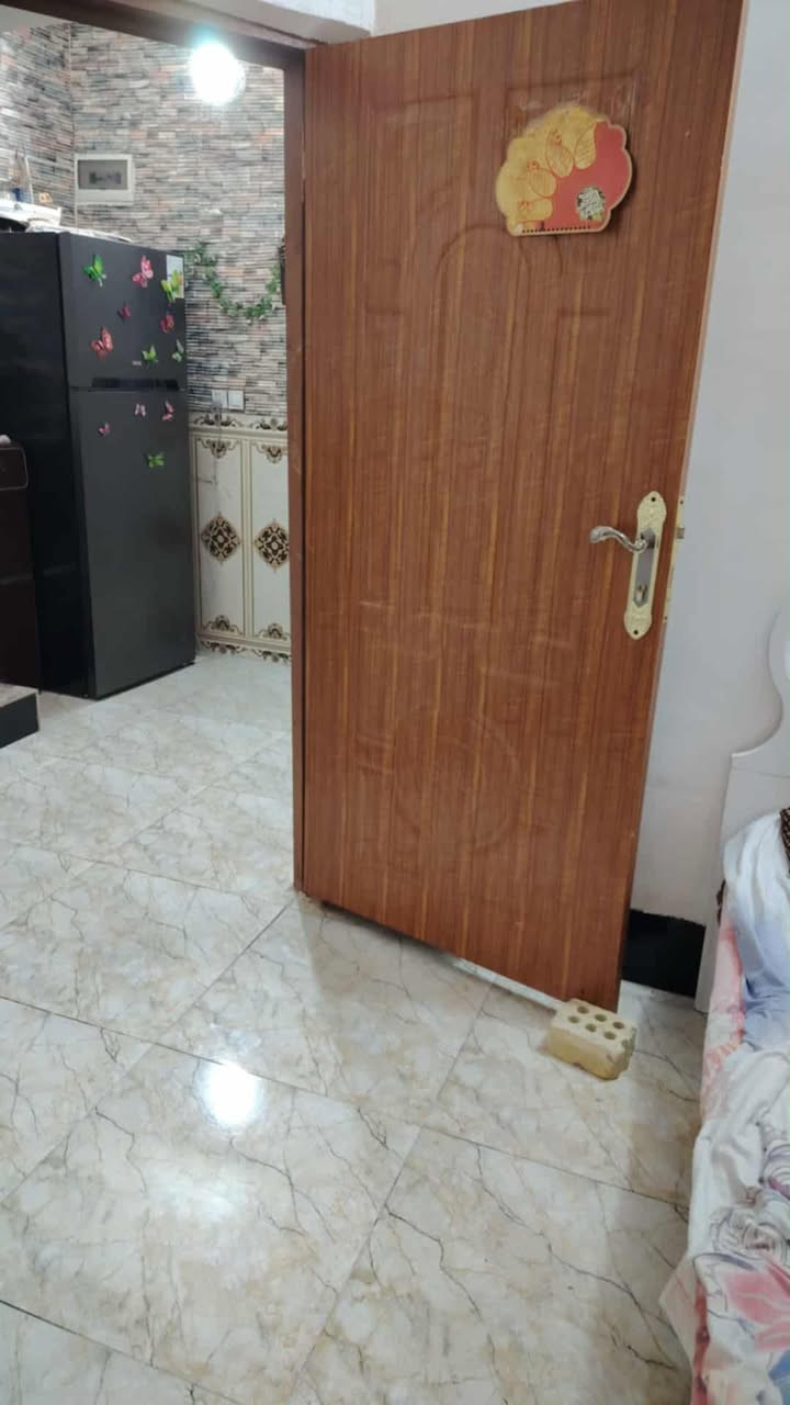 بيت ملك صرف للبيع المحمودية حي ١٦مساحه ١٠٠م
بناء طابوك  طابق واحد 
واجهه ٨/نزال ١٢
مكتب الخالدي ابو يزن 
***********
***********
***********
