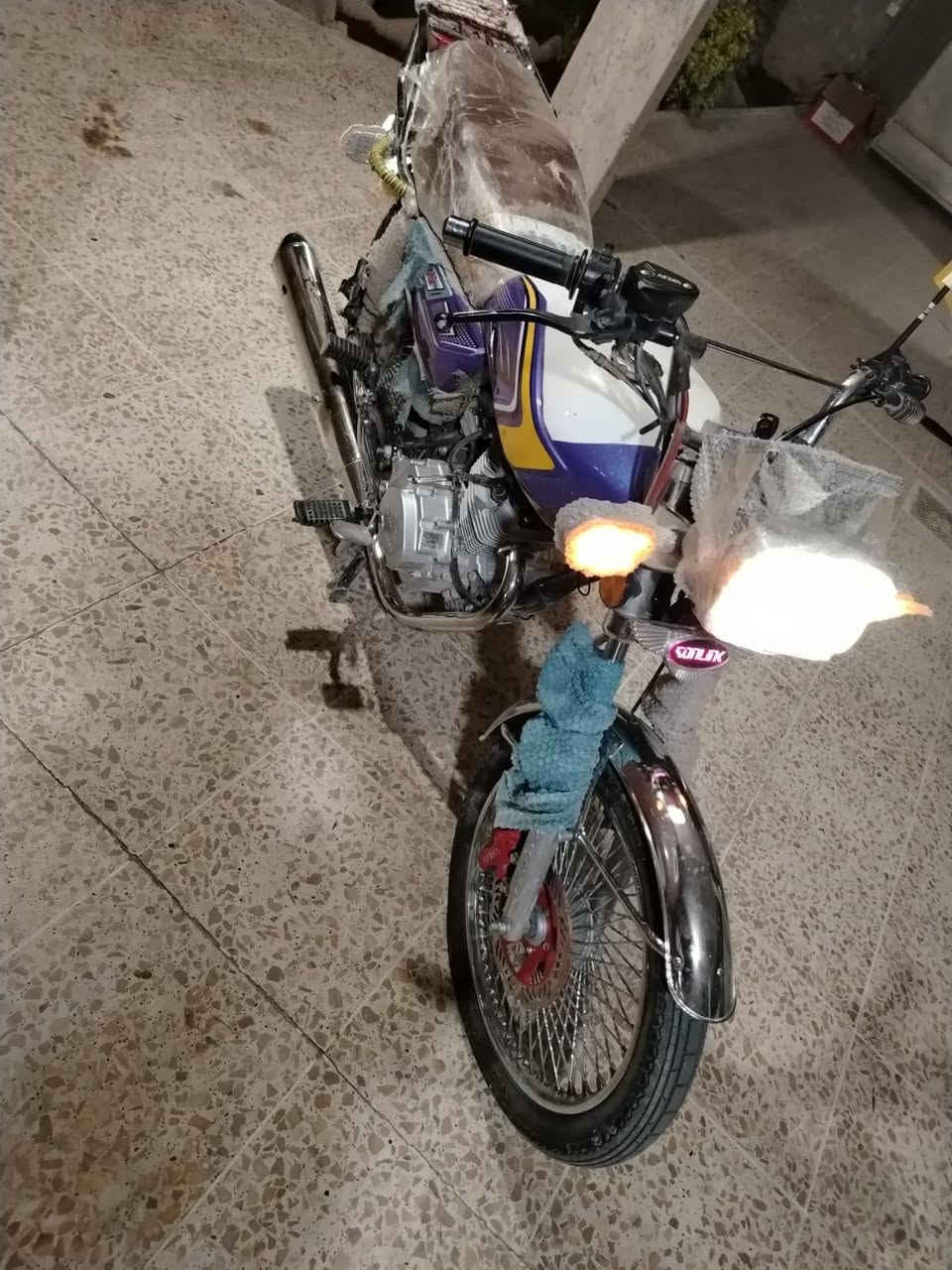 السلام عليكم
للبيع ماطور تايكر 25 محرك شرط اسبانه ممدود عليه السعر 700وبي مجال 
الاتصال عل رقم ***********
