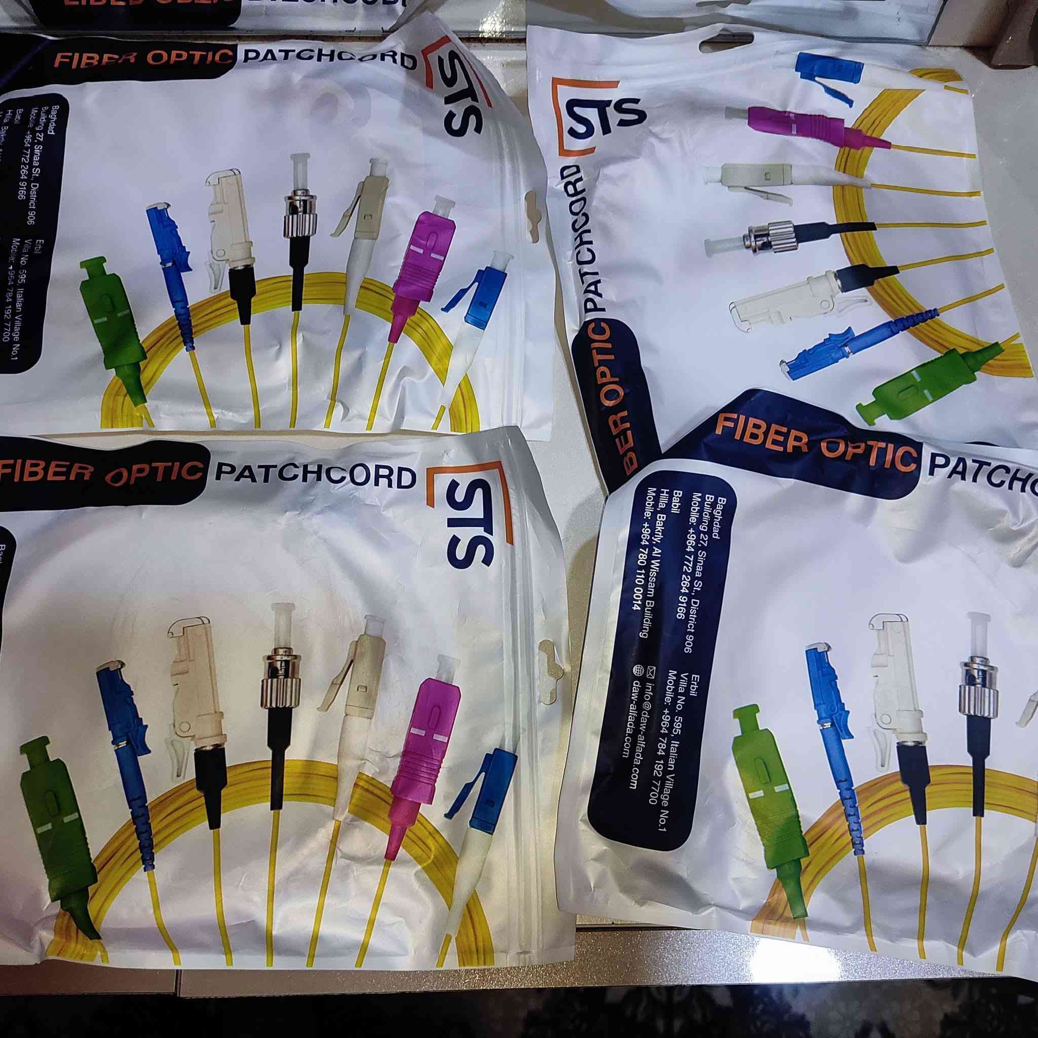 السلام عليكم عندي هذن للبيع شلع كلهن جدد غير مستخدمات عنواني البصرة المركز حط سعرك وتصل علية
***********
