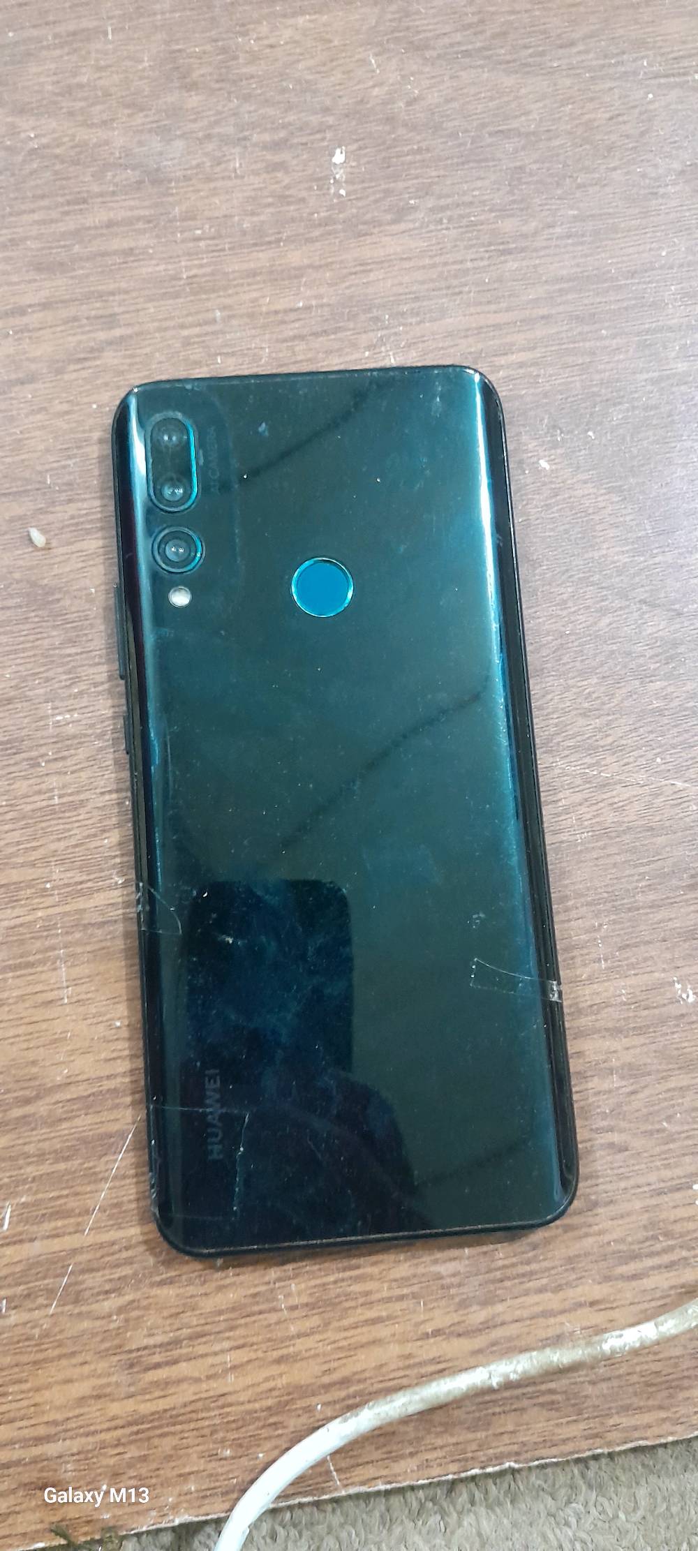 ***********


ما هو موديل الهاتف بالتحديد؟: 
هواوي y9
كم هي سعة التخزين والرام؟: 
128
هل تقدم شاحن أو أي ملحقات أخرى مع الهاتف؟: 
لا
هل توجد أي عيوب أو خدوش بارزة في الهاتف؟: 
لا
أين يقع مكان التسليم داخل العراق؟: 
بغداد حي البتول 