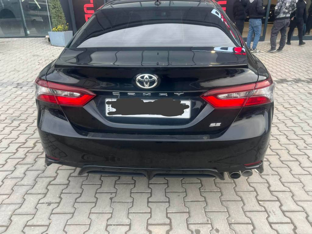 کامری مۆدیل 2022 مواسەفات SEپڵەس ڕەقەم و سەنەوی و ژینگەی تازە  بەشەرتی تحویل و غرامە بەشەرتی گێڕو مەکینە سەیارەکە زۆر جایزەو بێ مەسرەفەو ماڵی دۆستە 71هەزاری حەقیقی ڕۆشتوە سەیارەیەکی فول گەنجانەیە تەنها سایەقێکی دەوێ سعری 185$معامەلە تلفون بکە *********** دار بنديهكان, السليمانية
