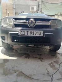 وبركاته رينو داستر للبيع فقط موديل ٢٠١٦ اللون زيتوني  رقم جديد سنوية ج...