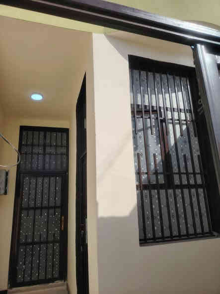 بيت للبيع المساحه 70 متر طابو زراعي نجف شارع المطار عمود 335 طريق يا حسين السعر 33 مع المجال للاستفسار*********** اتصال واتساب
