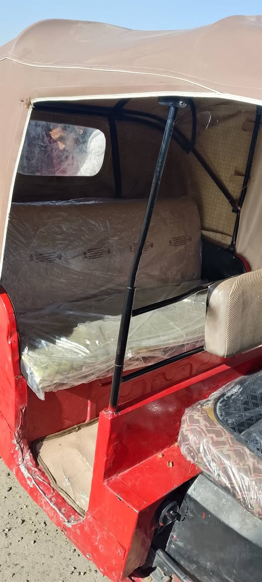 تكتك للبيع موديل 2017شهر 11مكينه عشرين تخم تاير كهرپائيات شغاله سبعه اوراق للترقيم مكينه لاصرف ولاتبخير جاهزة للشغل سعر 3200 مكان بغدادبلاديات شارع المرور إستفسار على هاذا الرقم ***********
