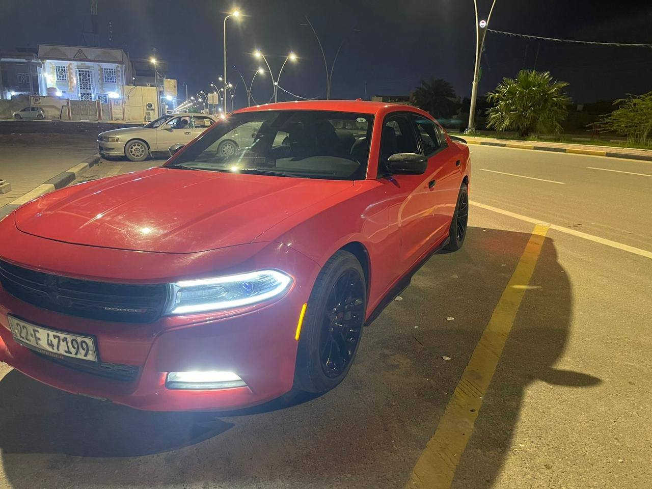 السلام عليكم للبيع السياره مديل ٢٠١٧ اربيل السياره كفاله وراد كندي بيه فقط بارد شبر بلمدكر الخلفي والباب الخلفي السياره جديده لون برتقالي مكينه ٦ سلندر
العنوان بصره 
السعر ٢١٨ وبيه مجال
 ***********
