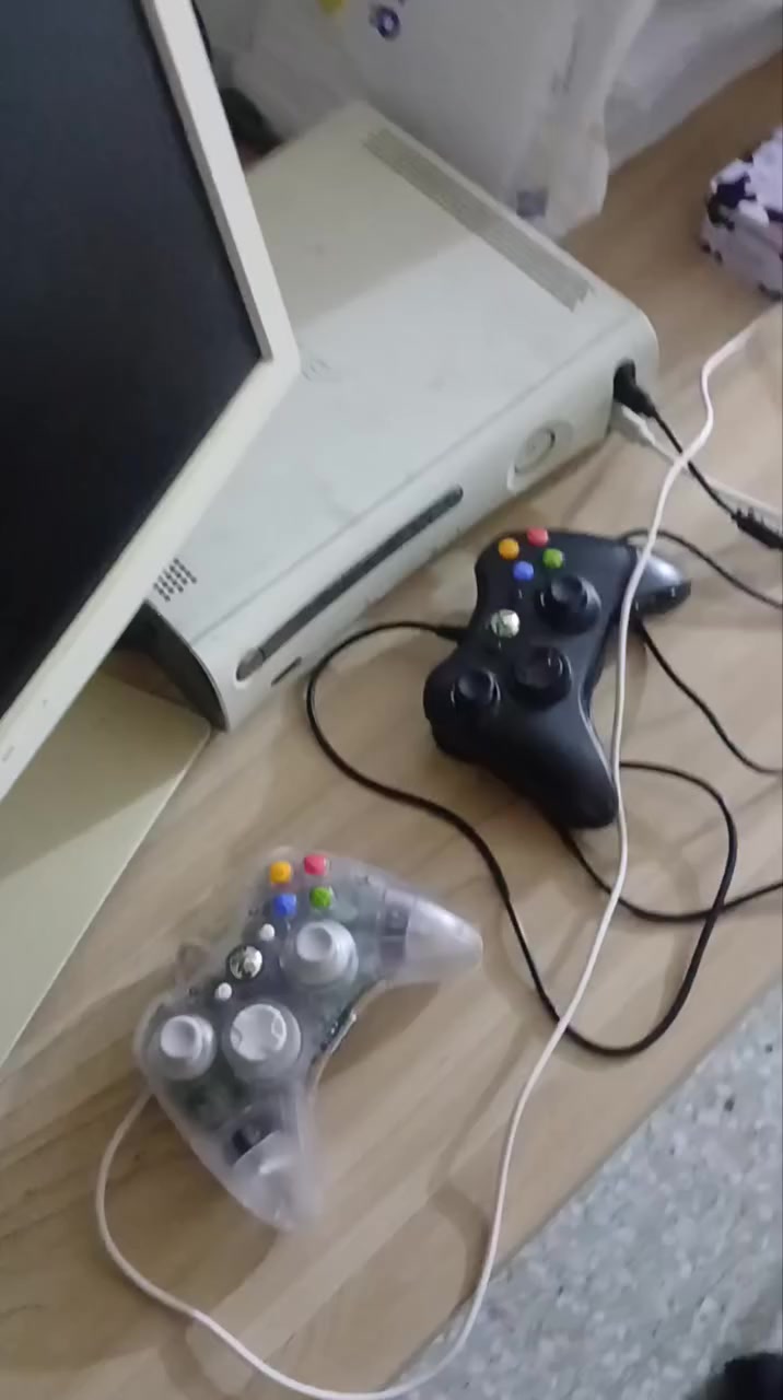 السلام عليكم
للبيع xbox360 / هارد 320 كيكا /2 يدات  /60 لعبه 
100 الف  مكاني زعفرانيه


**إذا كنت صاحب هذا الإعلان وتريد حذفه لأي سبب، رجاءا أرسل رسالة إلى الدعم الفني**