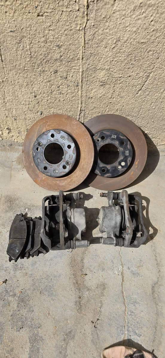 السلام عليكم
فجوج و فلنجات  مال تحويره 14 
جدد جيب وشد ترهم من 8 لل 20
مكاني بابل  ***********
