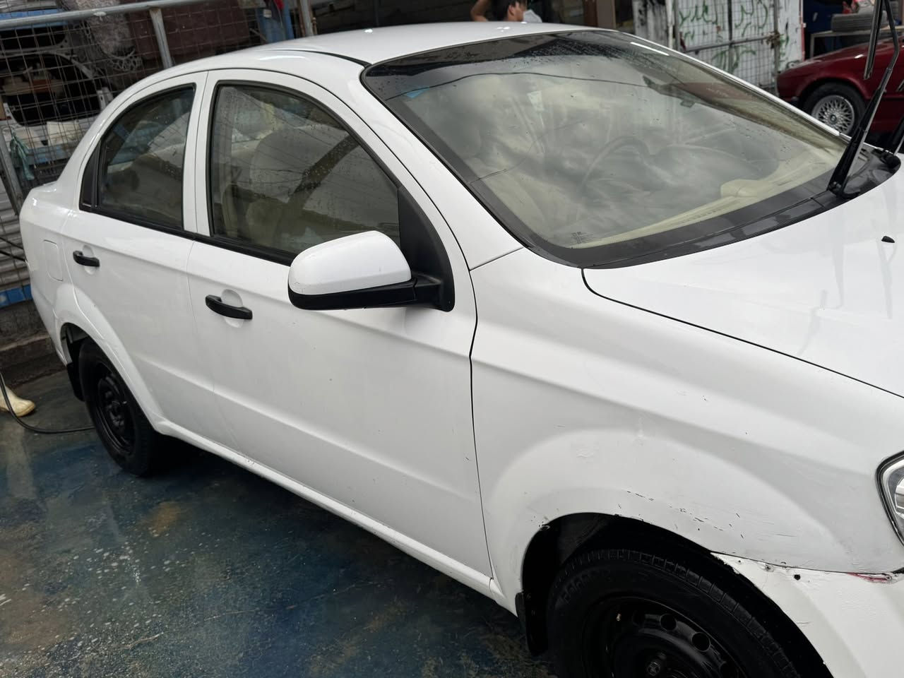 السلام عليكم
شوفرليت افيو موديل 2011 خليجي مكفوله كفاله عامه من الصبغ والتبديل  بيه ملاحظات بسيطه السياره جديده ماشية 140 رقم بغداد بسمي هزه جديده ثاني يوم تحويل السونار مرفق بالصور 

السعر 88 وبيها مجال 

*********** 

*********** 

بابل قضاء المحاويل
