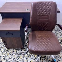 ميز • كرسي • جديد